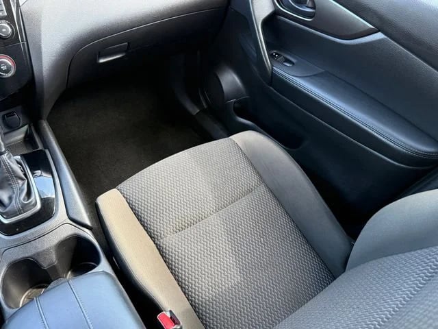 2022 Nissan Rogue Sport - Image 18