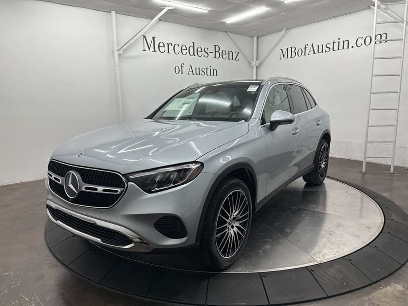 2026 Mercedes-Benz GLC - Image 3