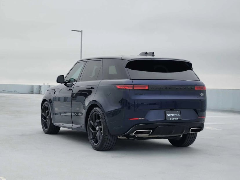 2023 Land Rover Range Rover Sport - Image 7