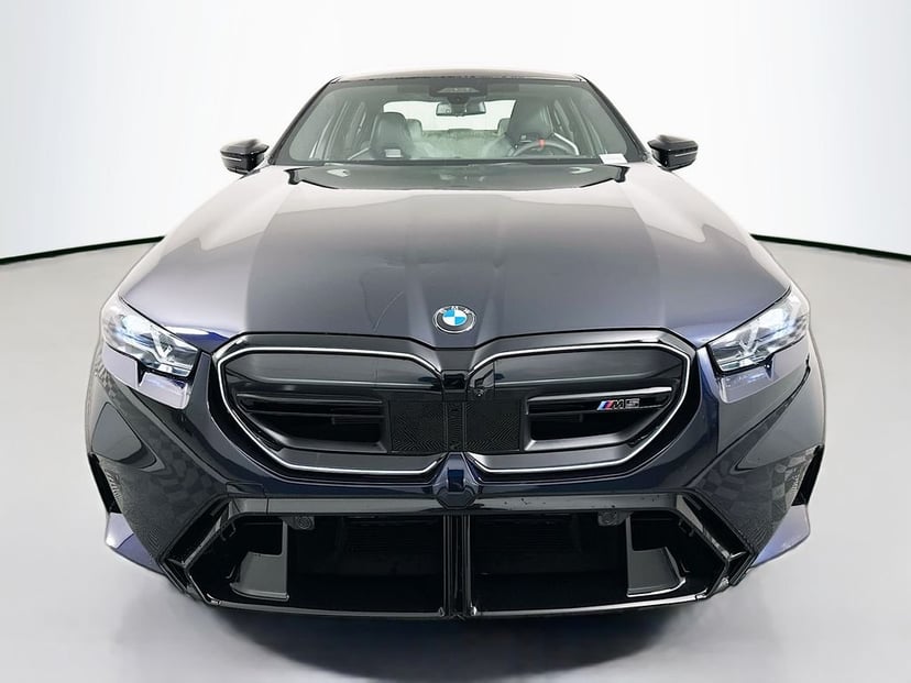 2026 BMW M5 - Image 2
