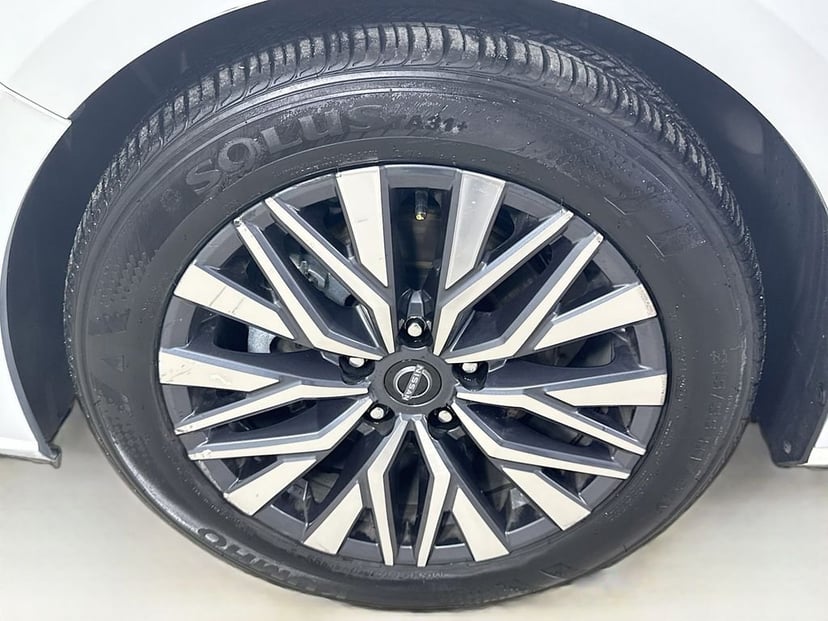 2025 Nissan Altima - Image 37