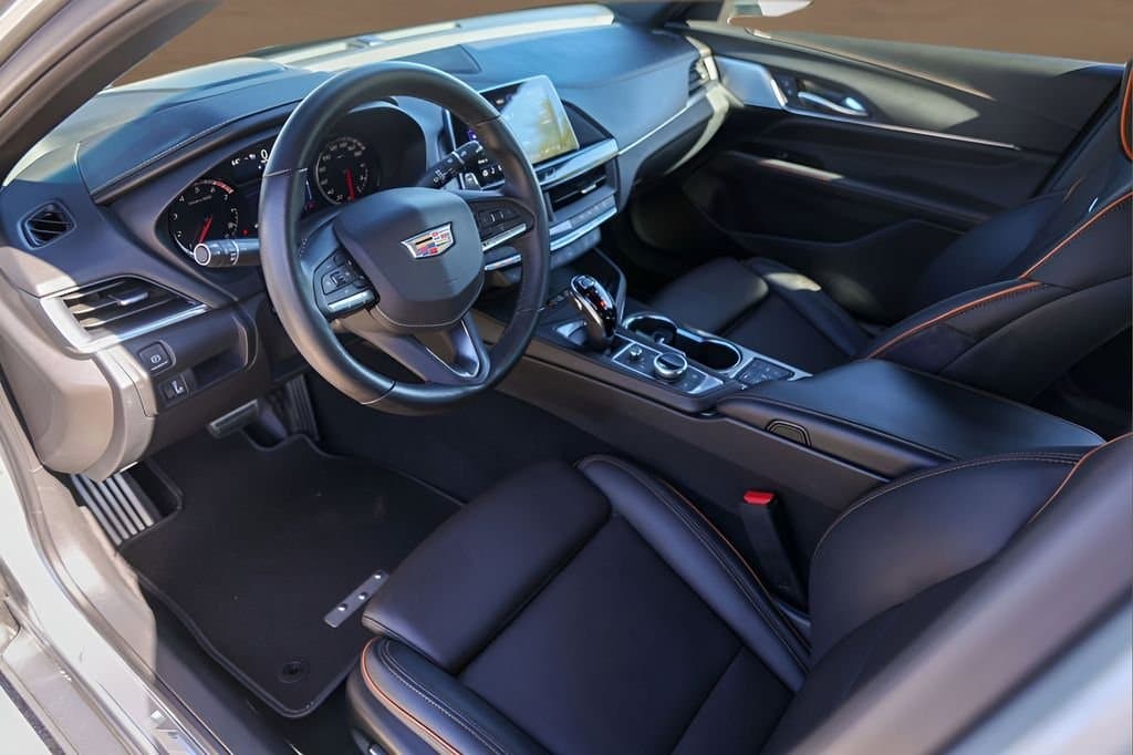 2025 Cadillac CT4 - Image 10