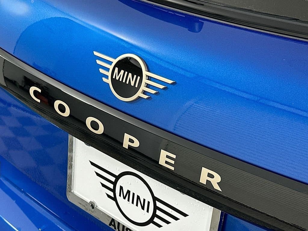 2025 MINI Cooper - Image 21