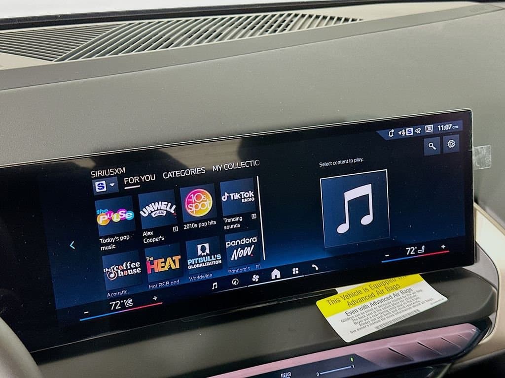 2025 BMW X3 - Image 11