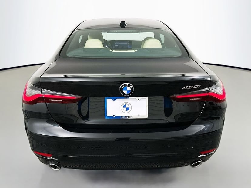 2025 BMW 4 Series - Image 6