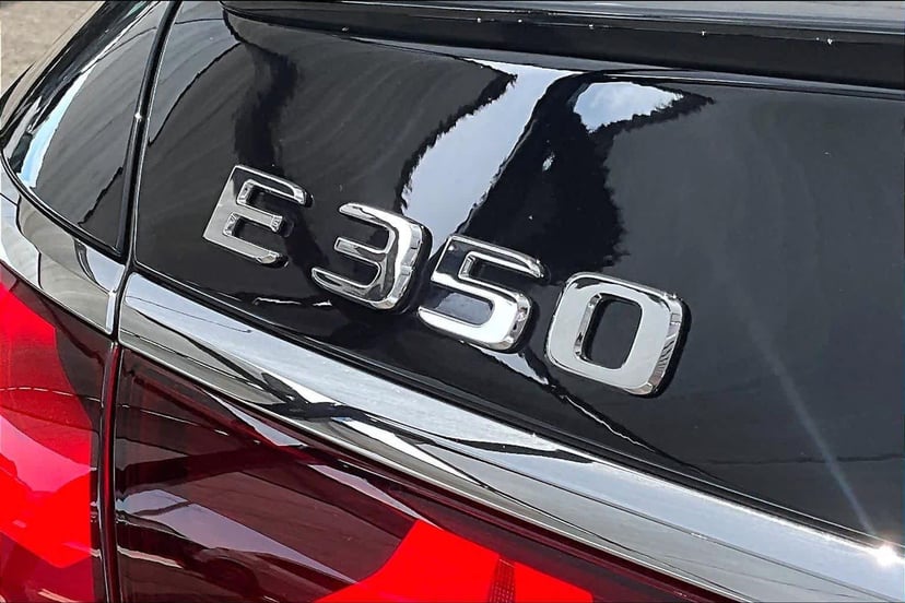2026 Mercedes-Benz E 350 - Image 10