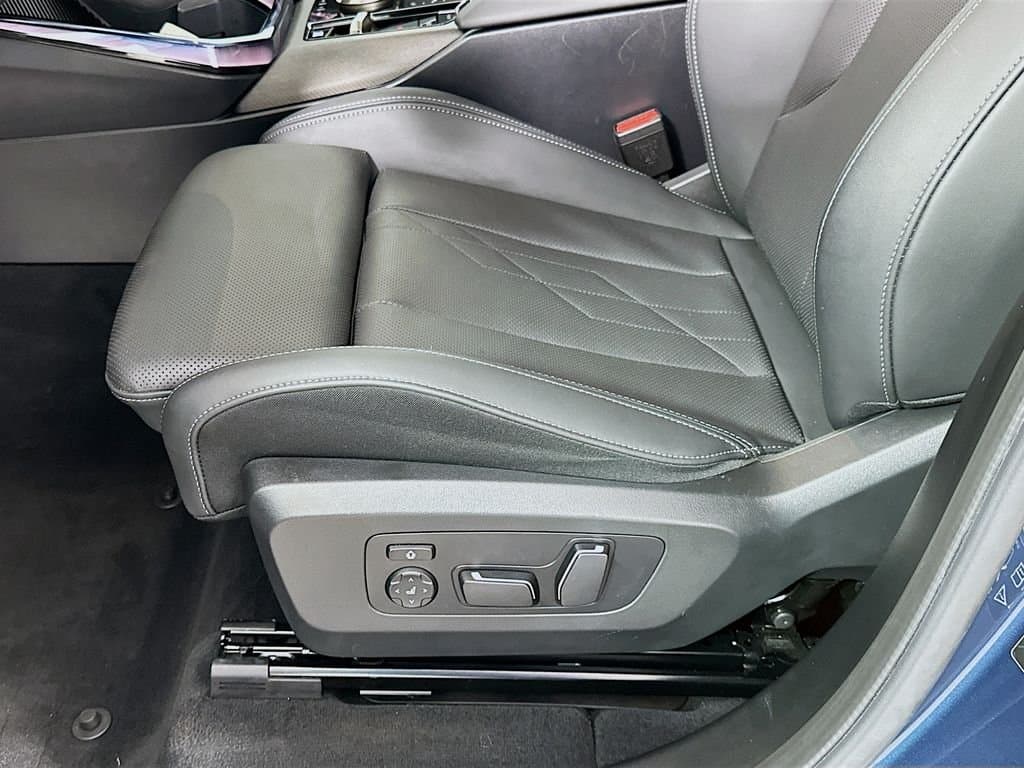 2025 BMW X3 - Image 19