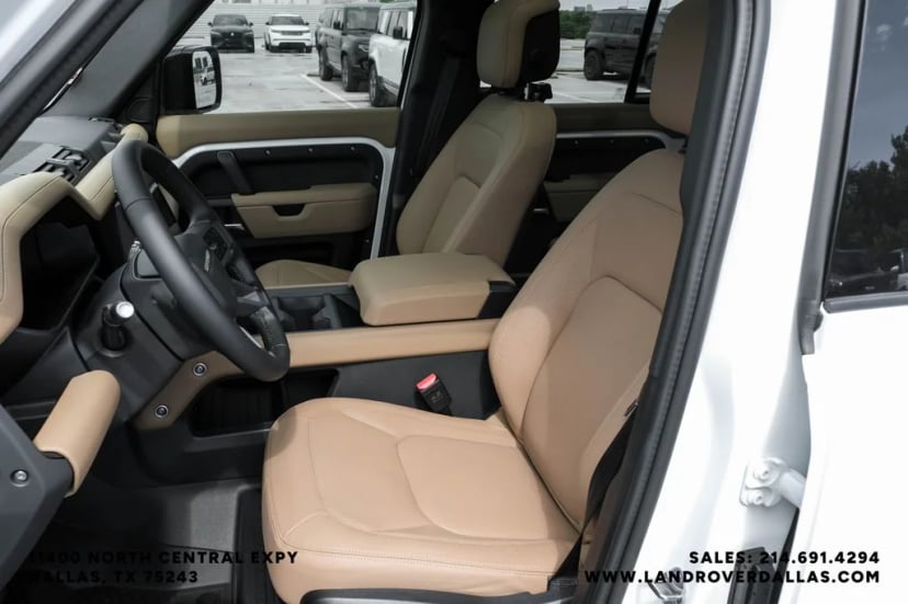 2026 Land Rover Defender 110 - Image 30