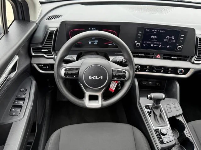 2025 Kia Sportage - Image 23