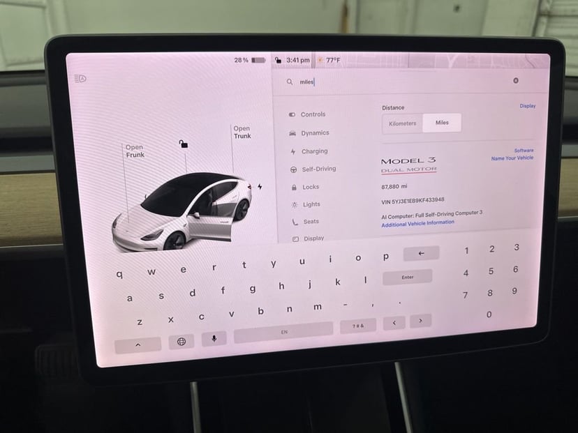 2019 Tesla Model 3 - Image 12