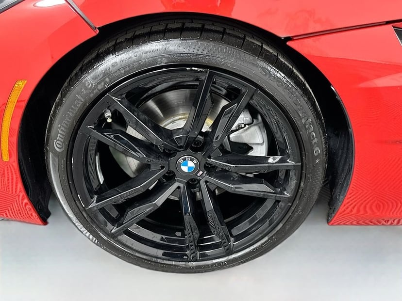 2023 BMW Z4 - Image 28