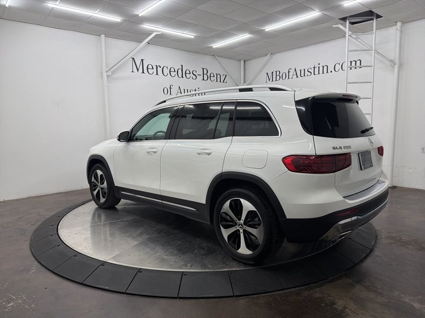 2026 Mercedes-Benz GLB - Image 5