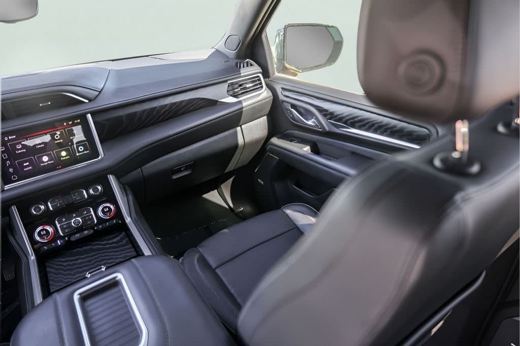 2022 GMC Yukon XL - Image 33