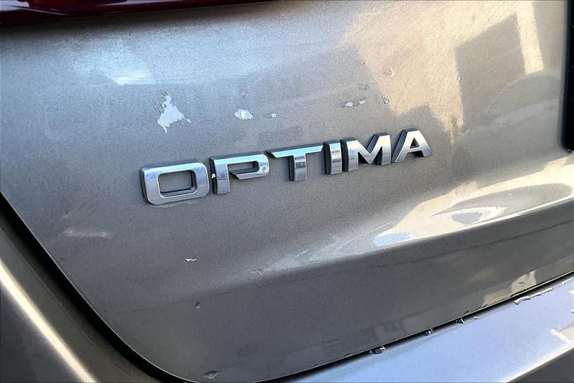 2015 Kia Optima - Image 29