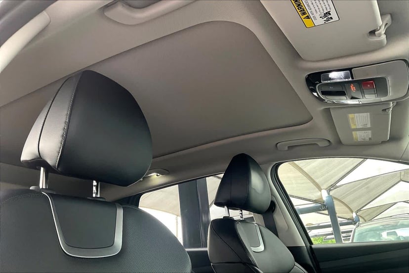 2025 Hyundai Tucson Hybrid - Image 14