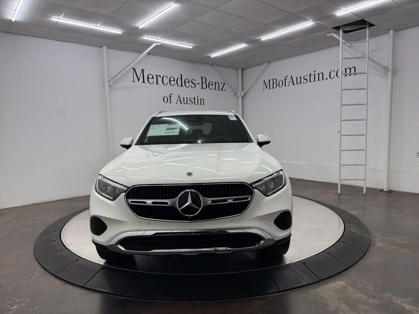 2026 Mercedes-Benz GLC - Image 2