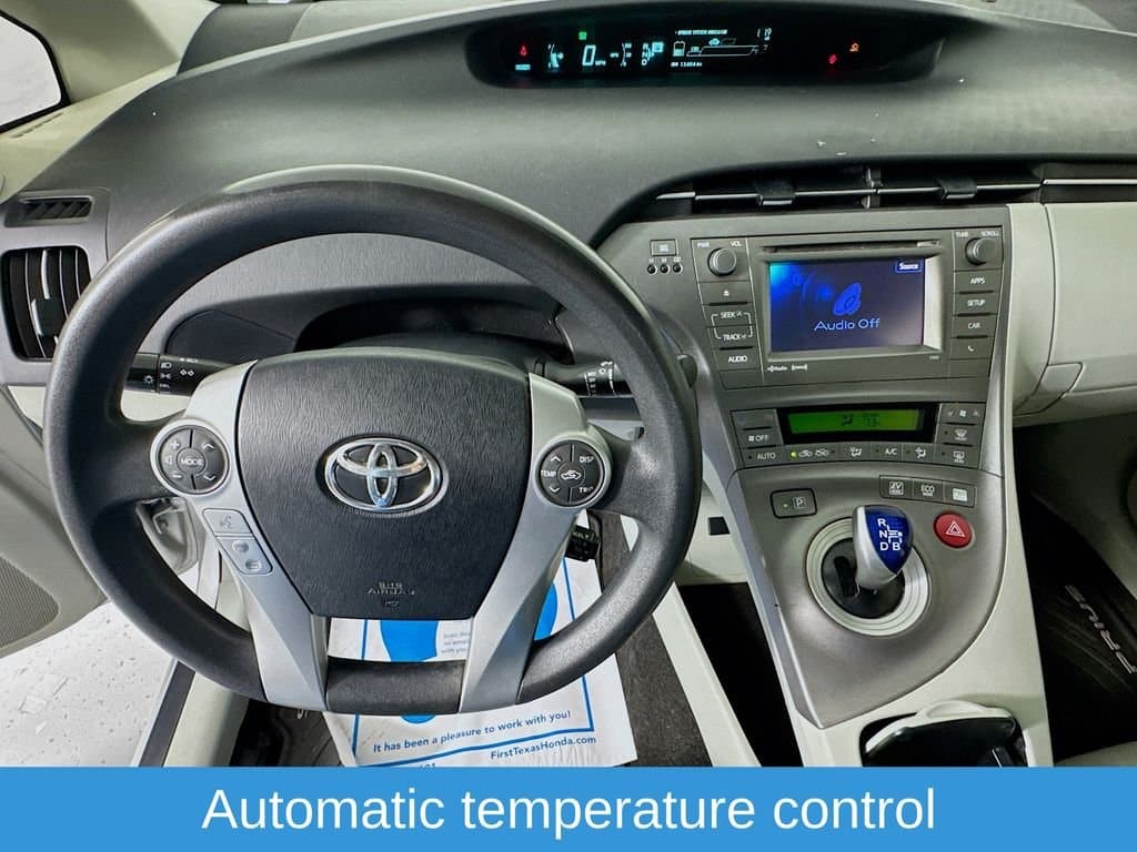 2014 TOYOTA Prius - Image 13