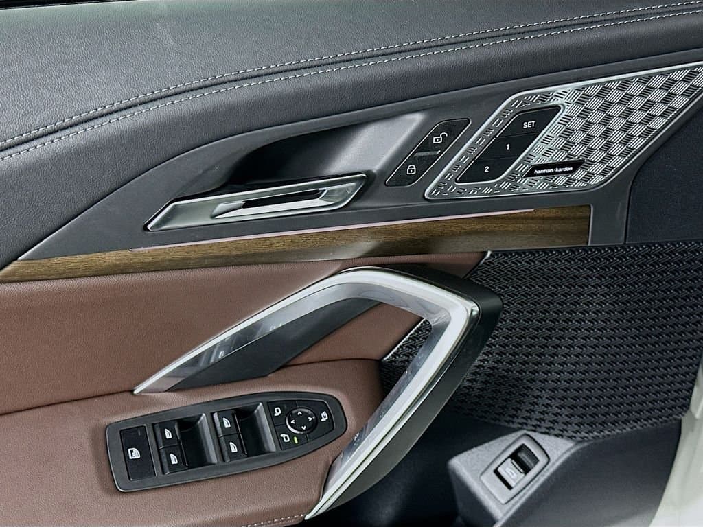 2025 BMW X1 - Image 20