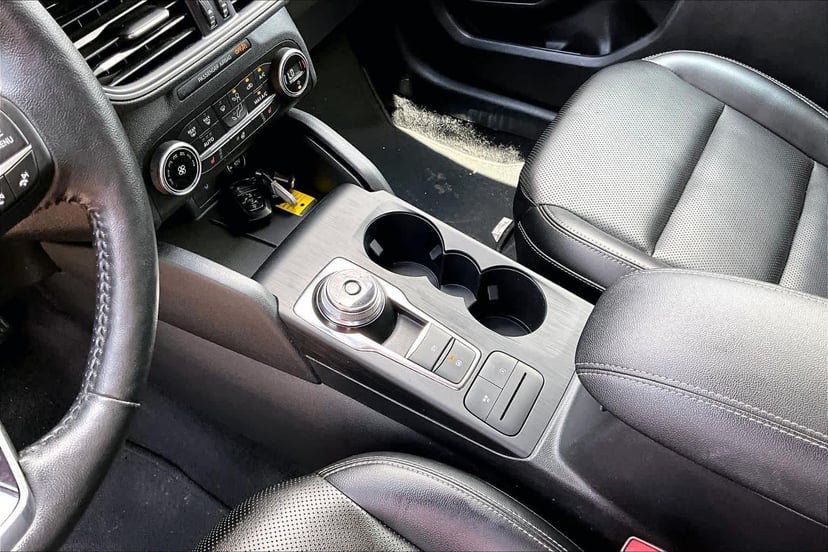 2020 Ford Escape - Image 18