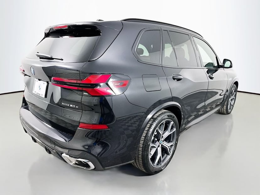 2026 BMW X5 - Image 5
