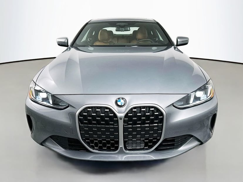2025 BMW 4 Series - Image 2