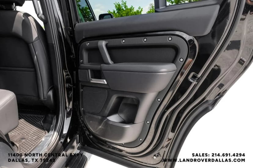 2026 Land Rover Defender 110 - Image 44