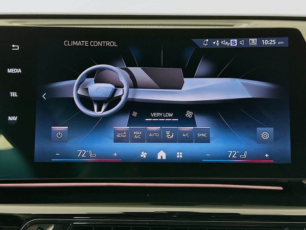 2026 BMW X1 - Image 14