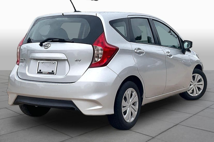 2017 Nissan Versa Note - Image 13