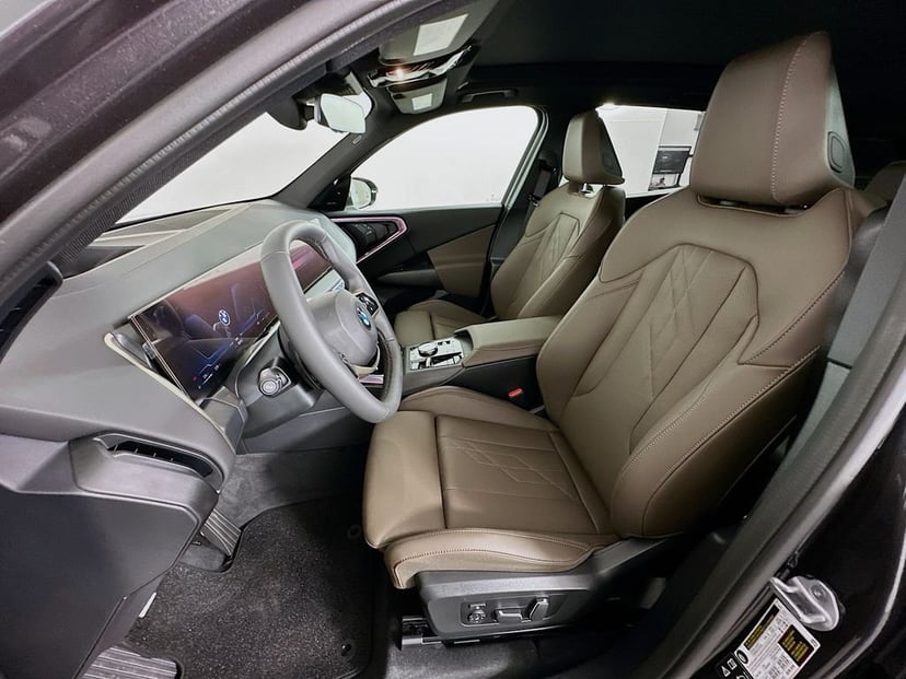 2025 BMW X3 - Image 16