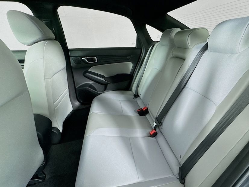 2026 Honda Civic Hybrid - Image 35