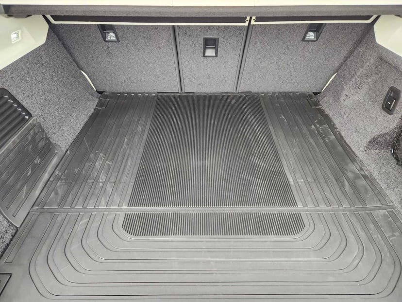 2026 LAND ROVER Range Rover - Image 30