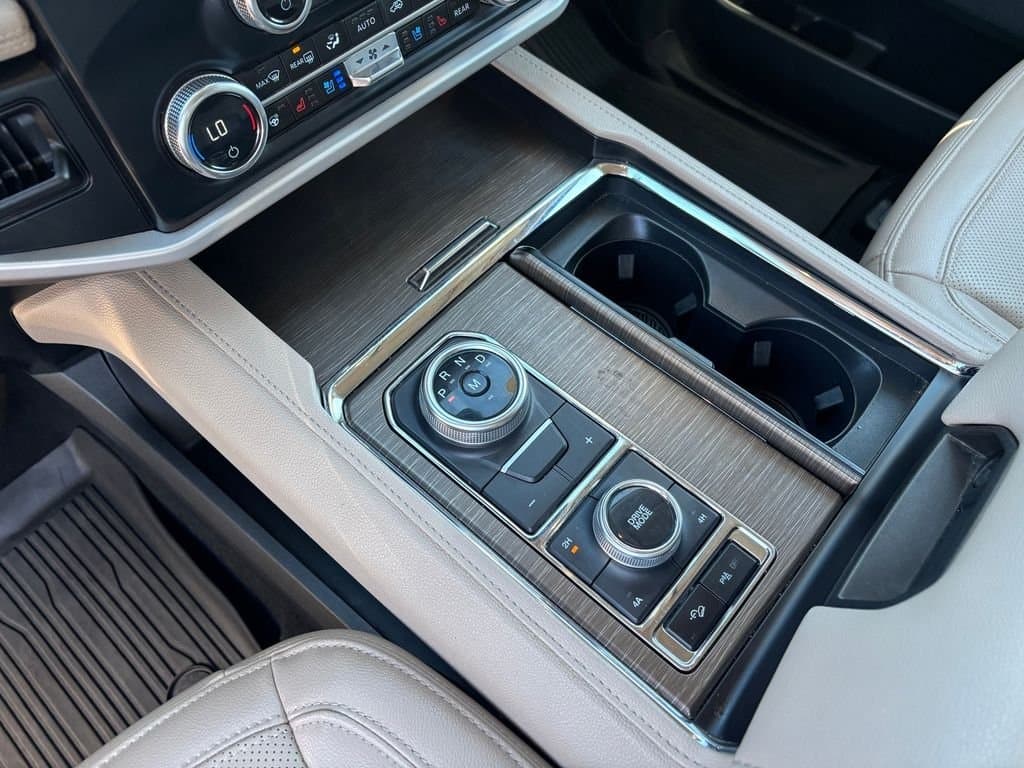 2024 Ford Expedition - Image 20
