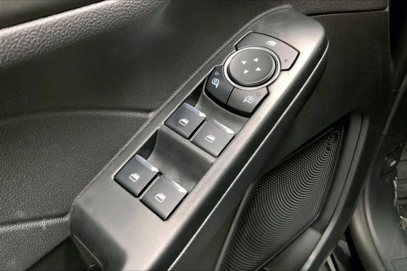 2026 Ford Escape - Image 18