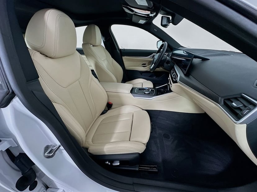 2023 BMW i4 - Image 29
