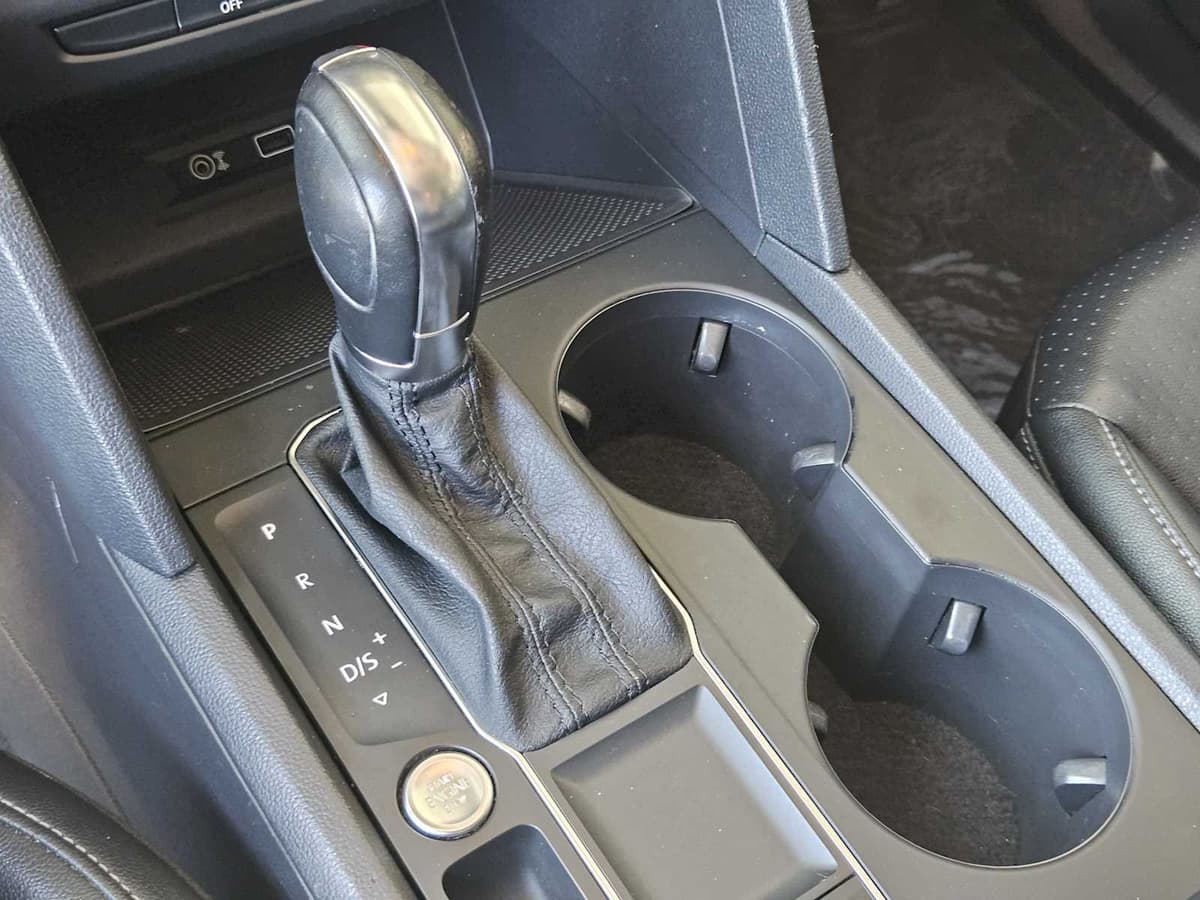 2018 Volkswagen Atlas - Image 17