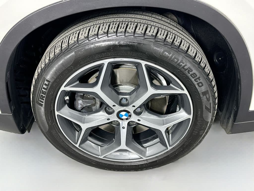 2017 BMW X1 - Image 31