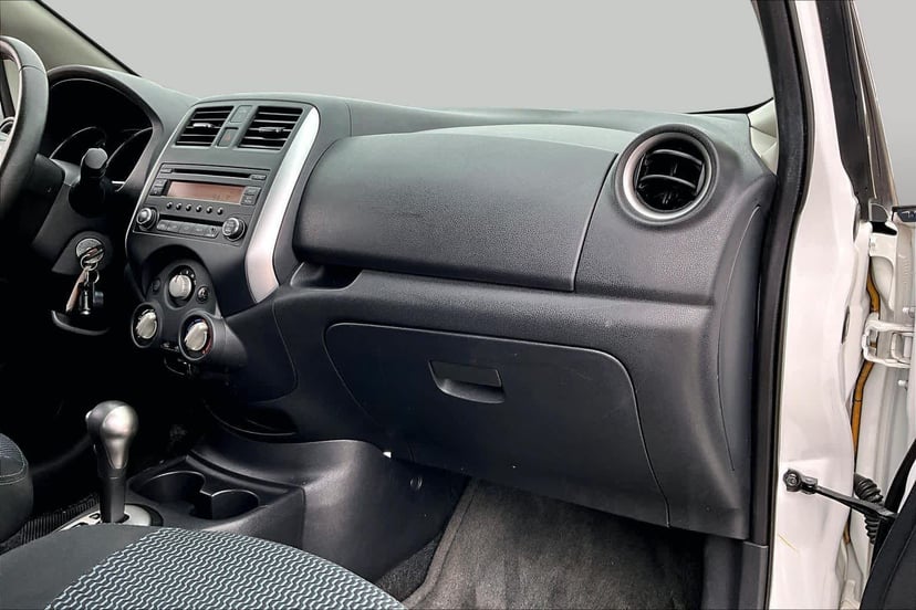 2014 Nissan Versa Note - Image 19