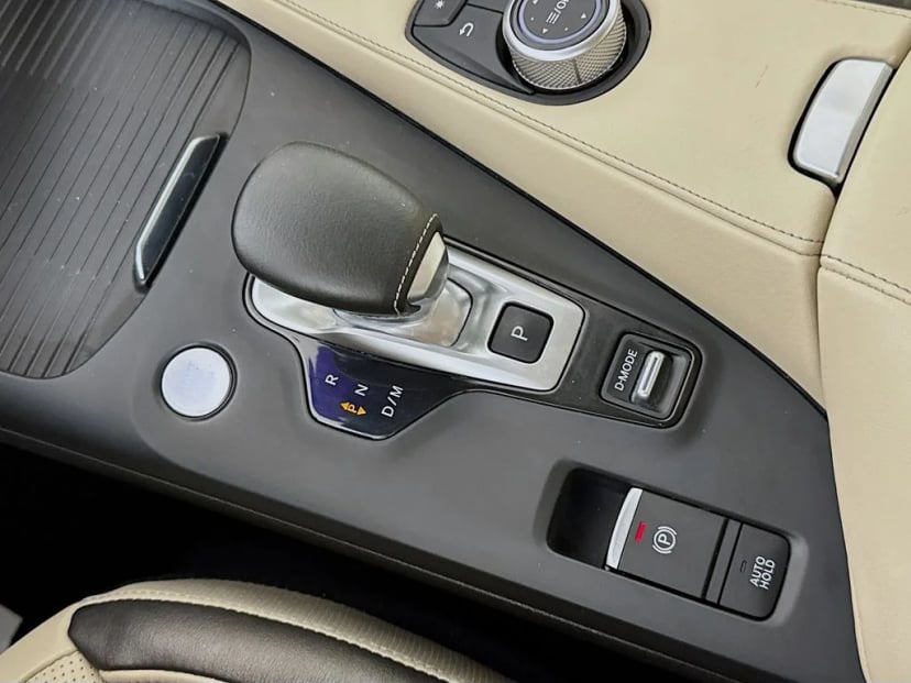 2022 INFINITI QX50 - Image 21