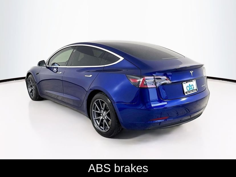 2018 Tesla Model 3 - Image 5