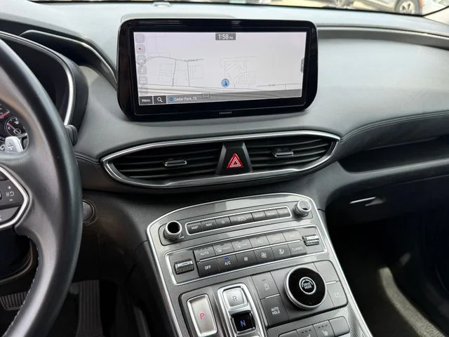 2023 Hyundai Santa Fe - Image 17