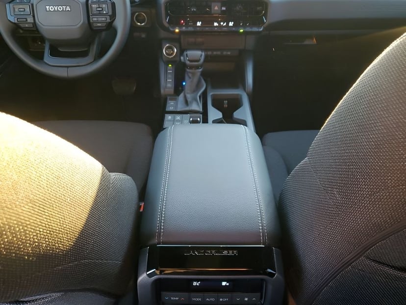 2025 Toyota Land Cruiser - Image 22