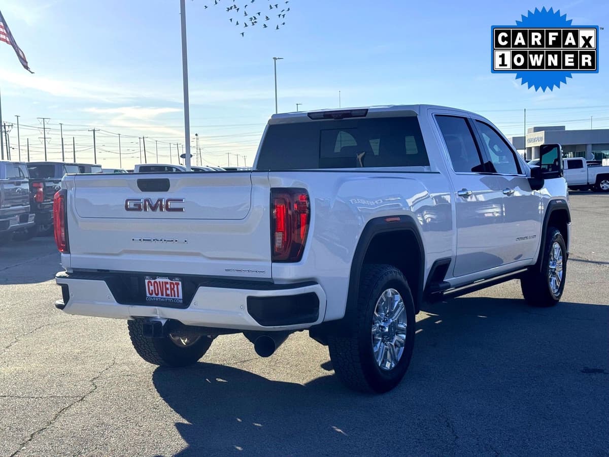 2022 GMC Sierra 2500HD - Image 7