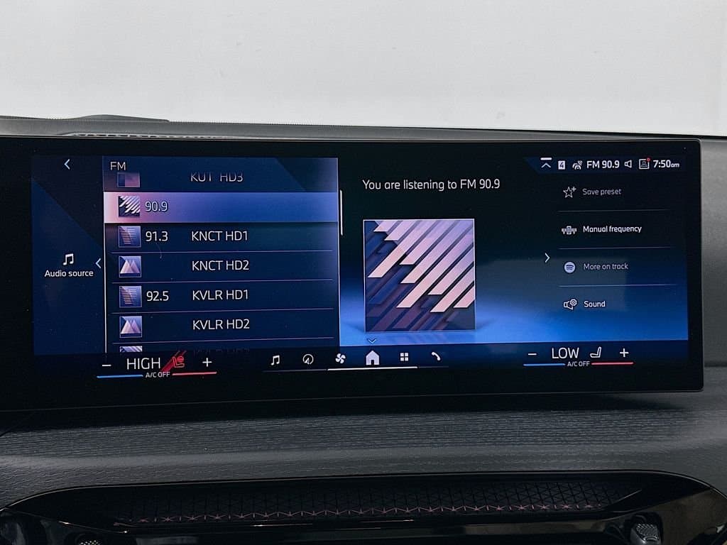 2026 BMW 3 Series - Image 11