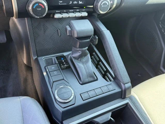 2025 Toyota Tacoma - Image 19
