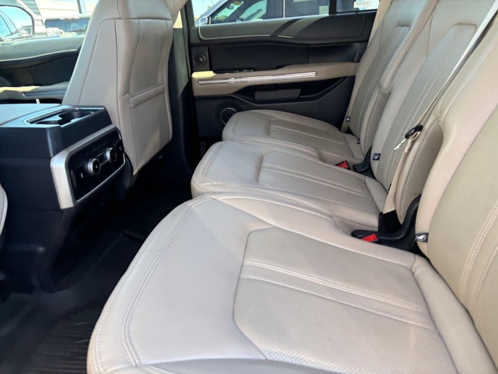 2024 Ford Expedition - Image 31