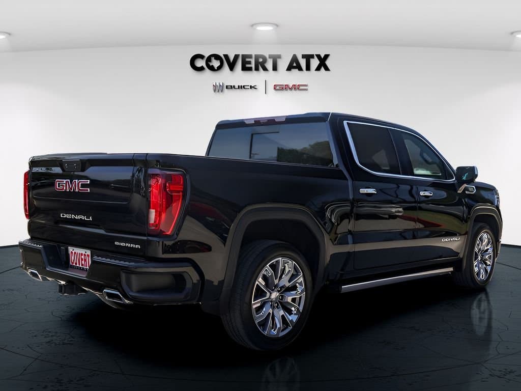 2023 GMC Sierra 1500 - Image 7