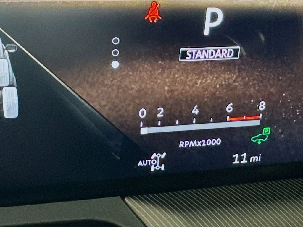 2026 INFINITI QX80 - Image 15