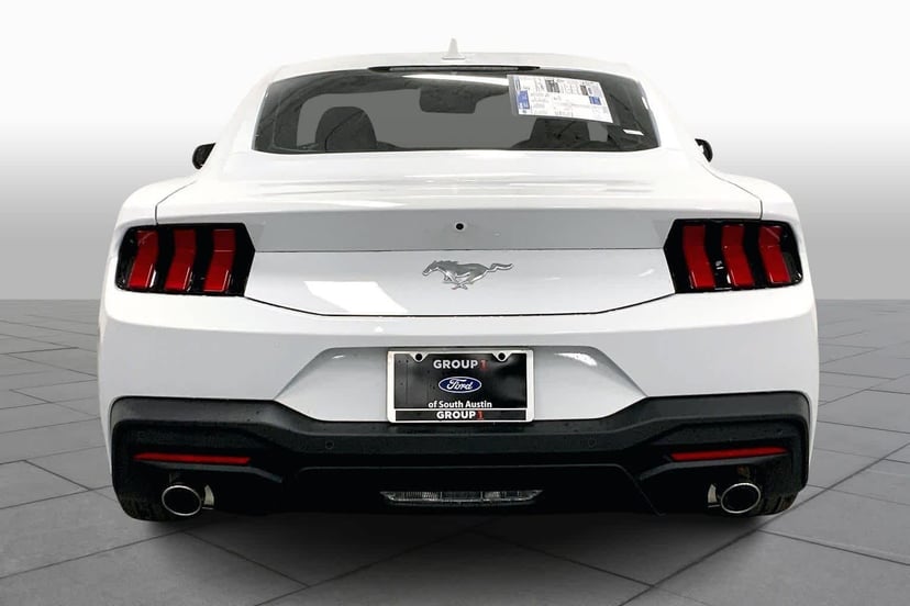2026 Ford Mustang - Image 4