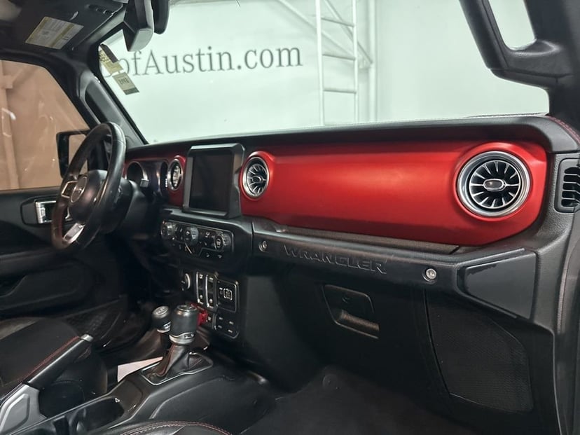 2019 Jeep Wrangler - Image 21