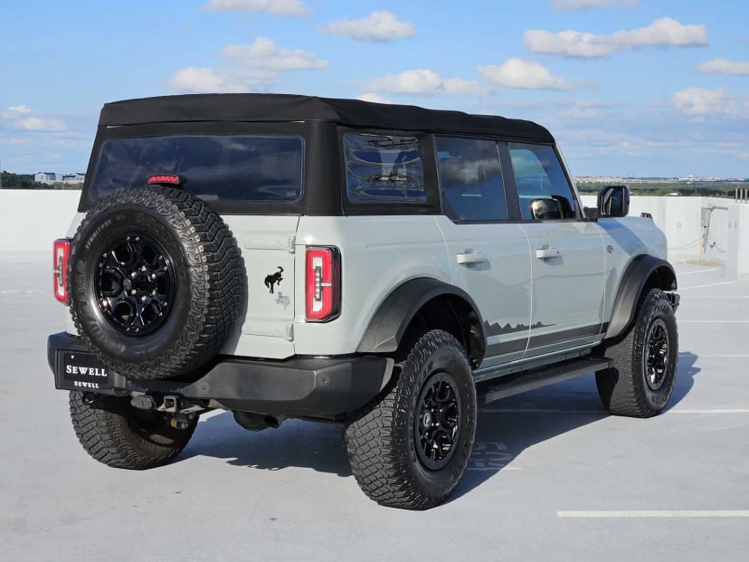 2021 Ford Bronco - Image 5